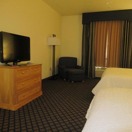Hampton Inn & Suites San Jose Exterior photo